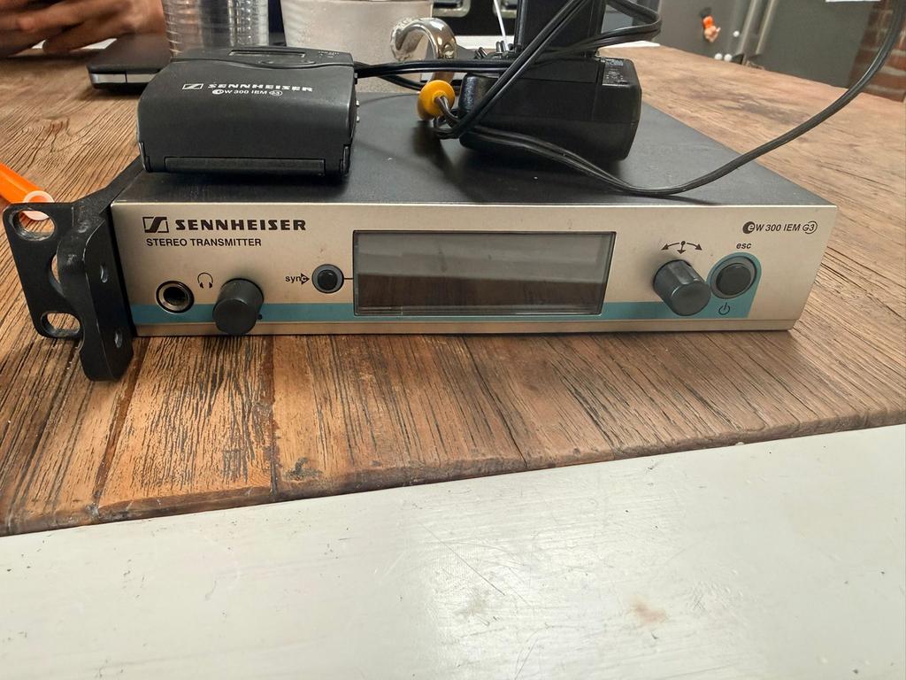 Iem Sennheiser G3 600  met 2 beltpacks, Muziek en Instrumenten, Microfoons, Ophalen, Gebruikt, Overige typen, Draadloos