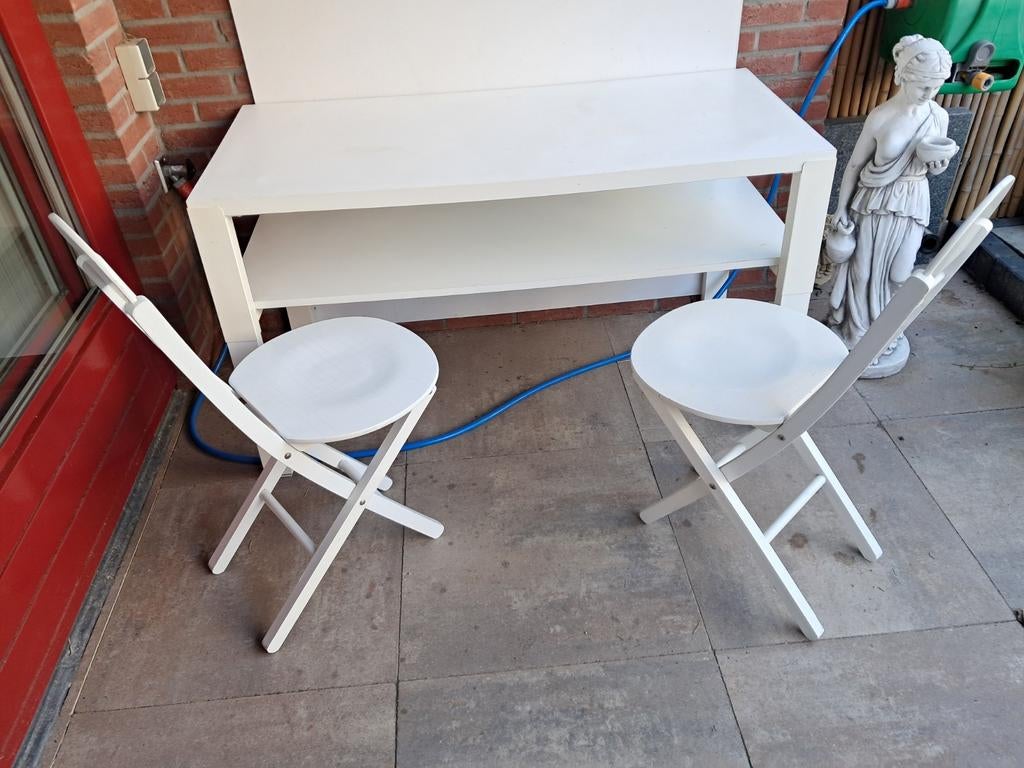 2 apparte klapstoelen, Ophalen