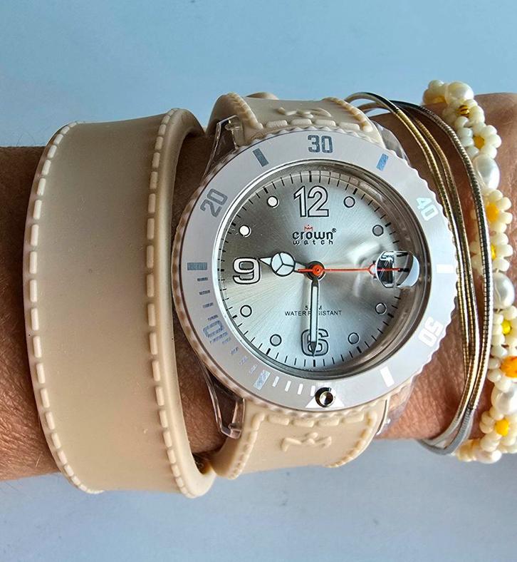 Crown Watch horloge., Sieraden, Tassen en Uiterlijk, Horloges | Dames, Zo goed als nieuw, Overige merken, Ophalen of Verzenden