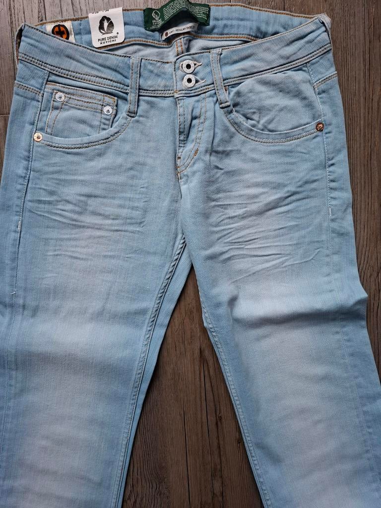 KUYICHI Amy shoecut jeans W28 L34, Blauw, KUYICHI, Nieuw, Ophalen of Verzenden