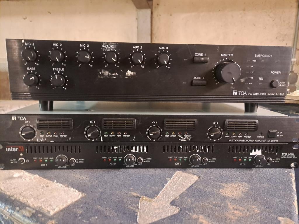 100V Versterkers: TOA A-1812, TOA DA-250FH, Inter-M DPA-430H, Overige merken, Ophalen of Verzenden, 120 watt of meer, Gebruikt