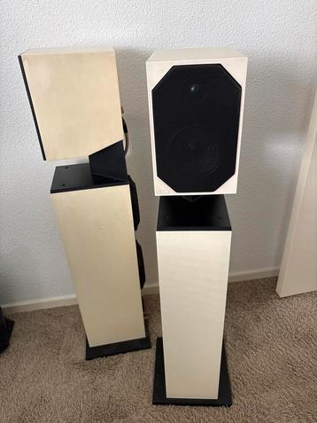 B&W CM1 en subwoofer CM2 Luidsprekers; set van 2 beschikbaar voor biedingen