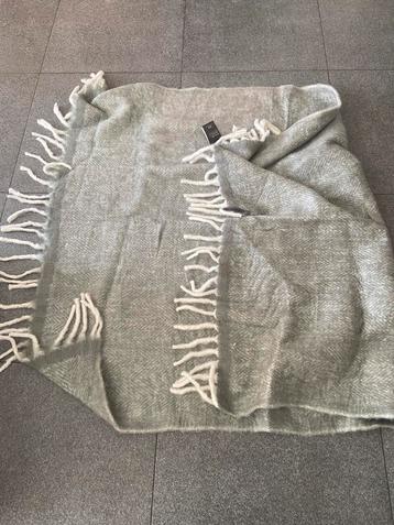 Return to Sender plaid *nieuw* beschikbaar voor biedingen