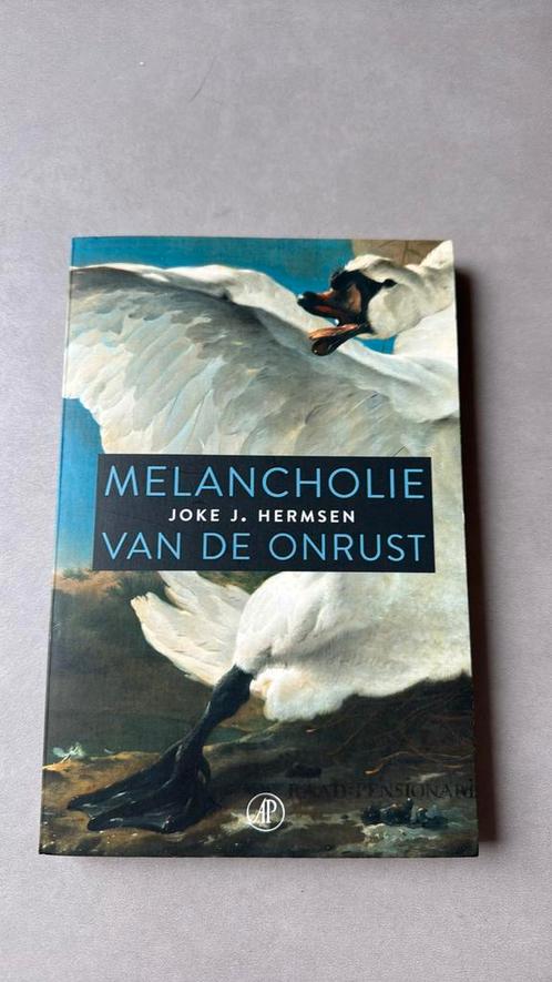 Joke J. Hermsen - Melancholie van de onrust, Boeken, Essays, Columns en Interviews, Nieuw, Ophalen of Verzenden
