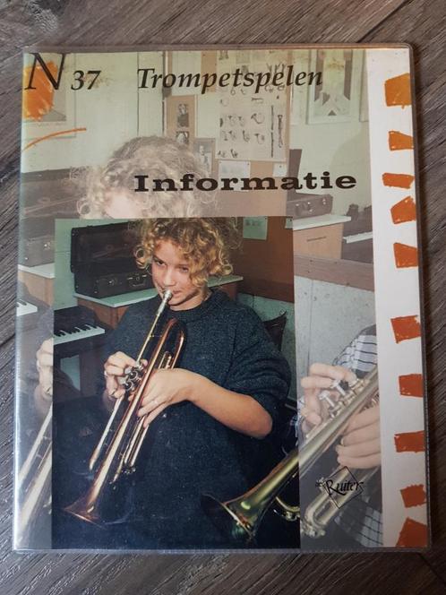 Informatieboekje groep 7 en 8 : Trompetspelen, Muziek en Instrumenten, Blaasinstrumenten | Trompetten, Zo goed als nieuw, Ophalen of Verzenden