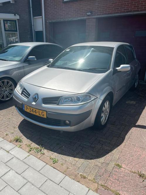 Renault Mégane 1.6 16V 2006 Grijs, Auto-onderdelen, Carrosserie en Plaatwerk, Motorkap, Renault, Voor, Ophalen