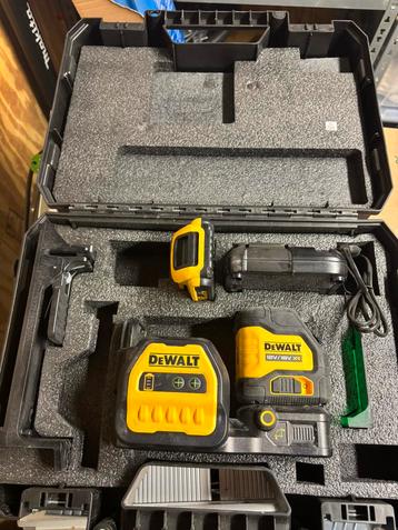 DeWALT DCE088D1G18 12V / 18V Li-ion XR Accu kruislijnlaser beschikbaar voor biedingen