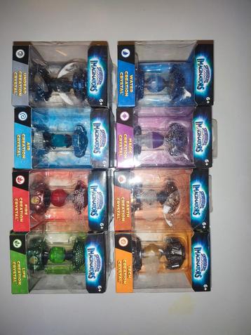 8 skylander creation crystals niet getest. beschikbaar voor biedingen