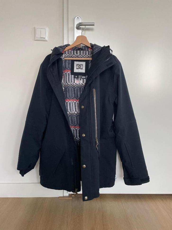 DC Skijas / Snowboardjas M, Kleding | Heren, Wintersportkleding, Zo goed als nieuw, Jack, Maat 48/50 (M), Ophalen of Verzenden