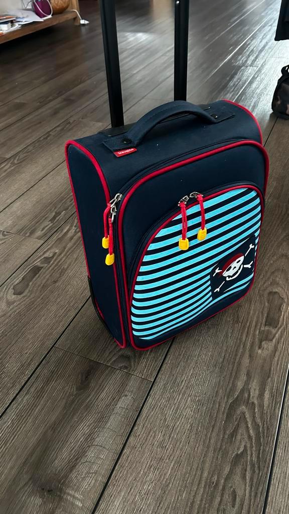 Kinderkoffer Piraten Rol Koffer - ZGAN merk Travelite, Sieraden, Tassen en Uiterlijk, Koffers, Zo goed als nieuw, Hard kunststof