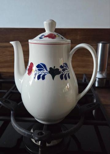 Boerenbont koffiepot beschikbaar voor biedingen