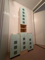 Gratis badkamerkast(jes) - Wegens verhuizing, Huis en Inrichting, Badkamer | Badkamermeubels, Ophalen, Minder dan 50 cm, Gebruikt