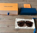 Zonnebril van louis vuitton, Sieraden, Tassen en Uiterlijk, Zonnebrillen en Brillen | Dames, Overige merken, Zonnebril, Zwart