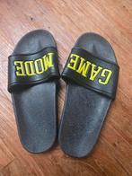 Badslippers zgan maat 32/33 Slippers, Overige typen, Ophalen of Verzenden, Zo goed als nieuw, Jongen