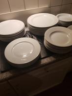 Borden. Wit. Plat, diep, groot, heel groot., Ophalen of Verzenden, Zo goed als nieuw