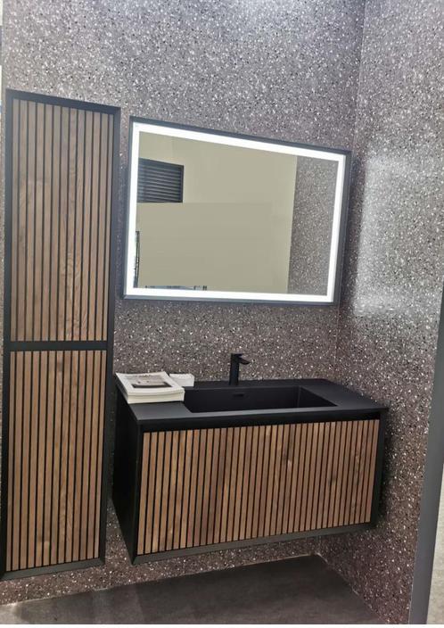 Zeer mooie badmeubel set gestreept + kolomkast + spiegel !, Huis en Inrichting, Badkamer | Badkamermeubels, Nieuw