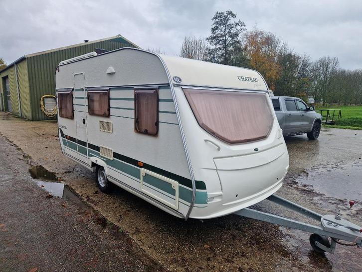 Chateau Caratt Nice 430, Airco Voortent Vast bed 7450,- !!, Caravans en Kamperen, Caravans, Bedrijf, tot en met 4, 750 - 1000 kg