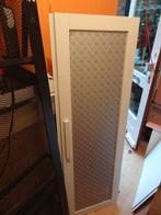 kast deur met traanplaat, Ophalen, Zo goed als nieuw