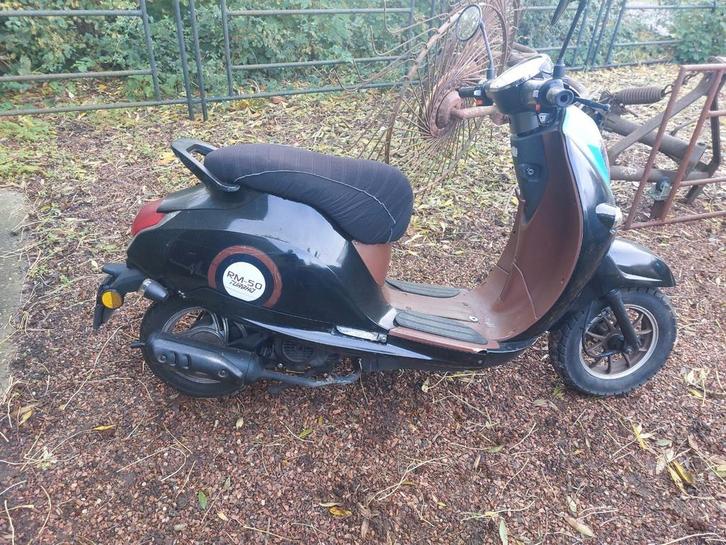 Turbho rm 50, Fietsen en Brommers, Snorfietsen en Snorscooters, Gebruikt, Overige merken, Benzine, Ophalen of Verzenden