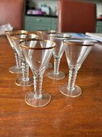 6 likeur glaasjes met gouden randje, Verzamelen, Glas en Borrelglaasjes, Ophalen of Verzenden, Gebruikt, Borrel- of Shotglas