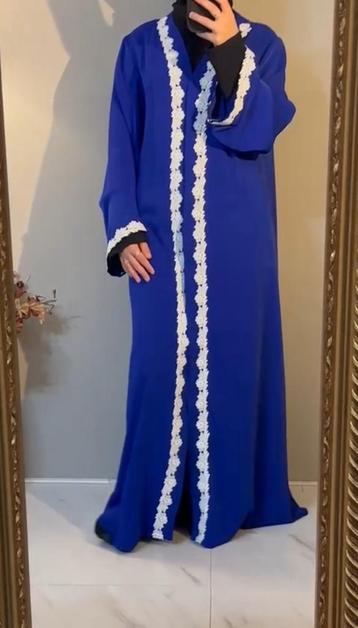 Abaya te koop nieuw. beschikbaar voor biedingen