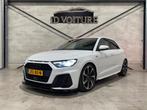 Audi A1 Sportback 35 TFSI S-Line 150PK LEDER|KEYLESS|LED|VOL, Zwart, 4 cilinders, 150 pk, Wit