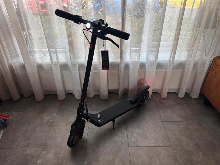 Elektrische step 500W, 10Inch, Nieuw! 2 voor €450!, Fietsen en Brommers, Steps, Nieuw, Elektrische step (E-scooter), Ophalen