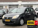 Dacia Sandero 1.6 Lauréate AIRCO | TREKHAAK | NIEUWE APK |, Auto's, Dacia, Voorwielaandrijving, 12 maanden, Stof, Gebruikt