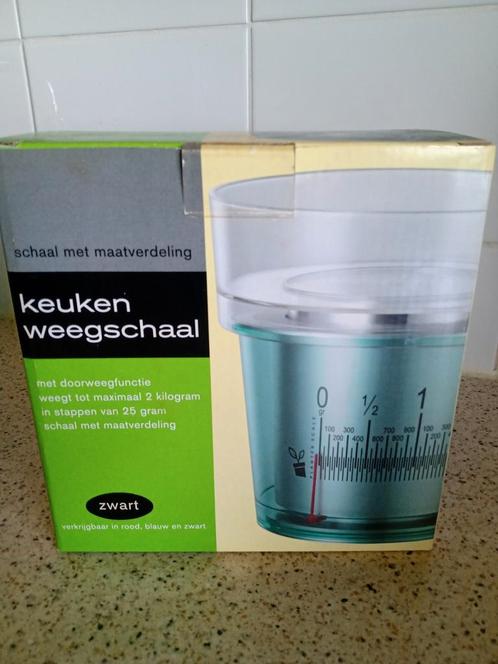 Keukenweegschaal - Zo Goed Als Nieuw bijna niet gebruikt, Huis en Inrichting, Keuken | Keukenbenodigdheden, Zo goed als nieuw