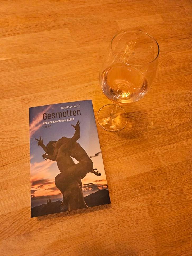 Oswald Schwirtz - Gesmolten, Boeken, Overige Boeken, Zo goed als nieuw, Ophalen of Verzenden