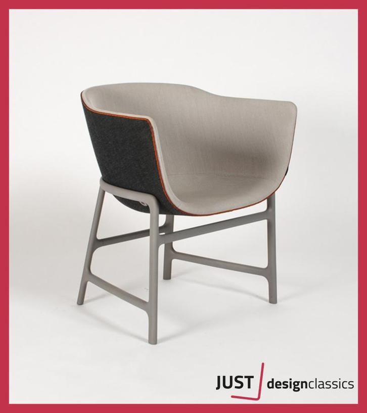 Fritz Hansen Minuscule Lounge Chair (voorraad:3), Huis en Inrichting, Fauteuils, Zo goed als nieuw