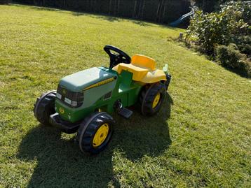 JohnDeere kinder tracktor met aanhanger beschikbaar voor biedingen
