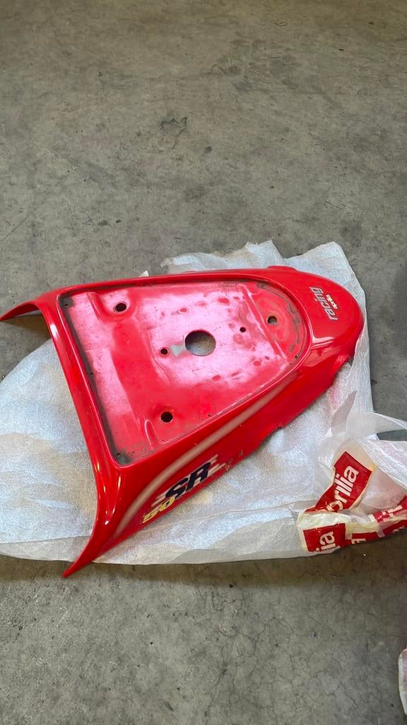 Aprilia sr 50 vleugel kapje, Motoren, Ophalen of Verzenden, Aprilia, Aprilia, Aprilia