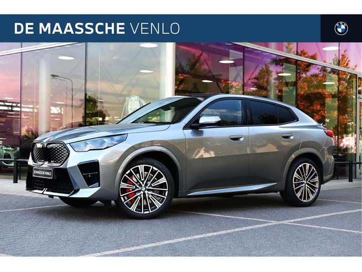 BMW iX2 eDrive20 High Executive M Sport / Panoramadak / Trek, Auto's, BMW, Bedrijf, Te koop, X2, Alarm, Bochtverlichting, Elektrische buitenspiegels