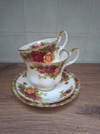 Royal Albert kop en schotel setje., Antiek en Kunst, Antiek | Servies los, Ophalen of Verzenden