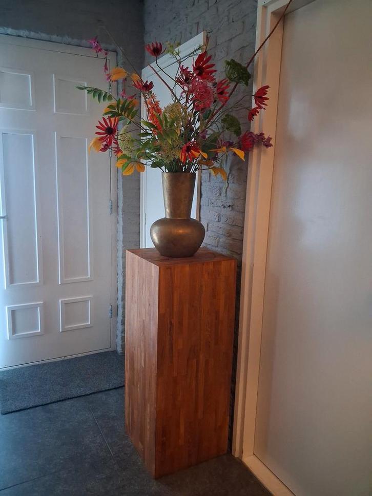 Teak Houten Plantenzuil - Stijlvol & Tijdloos, zuil, deco, Huis en Inrichting, Woonaccessoires | Zuilen en Pilaren, Zo goed als nieuw