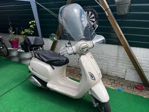 Pronto Rimini Scooter 2012 - Nieuwe Banden, Inclusief Helmen, Fietsen en Brommers, Scooters | Overige merken, Gebruikt, Maximaal 25 km/u