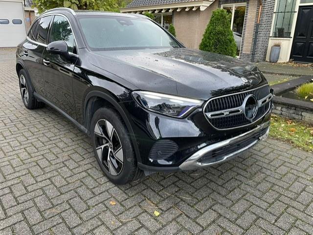 Mercedes-Benz GLC-klasse 300e 4MATIC AVANTGARDE ADVANCED PAN, Auto diversen, Schadeauto's, Mercedes-Benz, Automaat, Hybride Elektrisch/Benzine