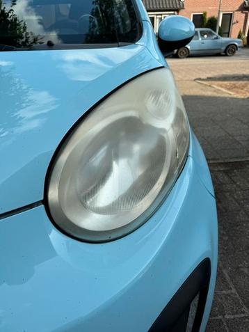 Koplamp polijsten beschikbaar voor biedingen