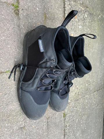 Nieuwe rock boots beschikbaar voor biedingen