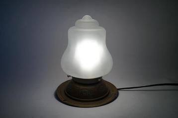 plafondlamp Plafonnière art deco mat glas messing figuur. beschikbaar voor biedingen