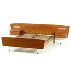 Vintage Italiaanse stijl tweepersoons bed in teak jaren 60, Huis en Inrichting, Slaapkamer | Complete slaapkamers, Ophalen of Verzenden