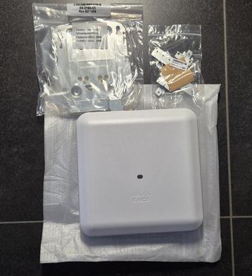 Cisco AIR-AP2802I-E-K9 - 3 stuks beschikbaar voor biedingen
