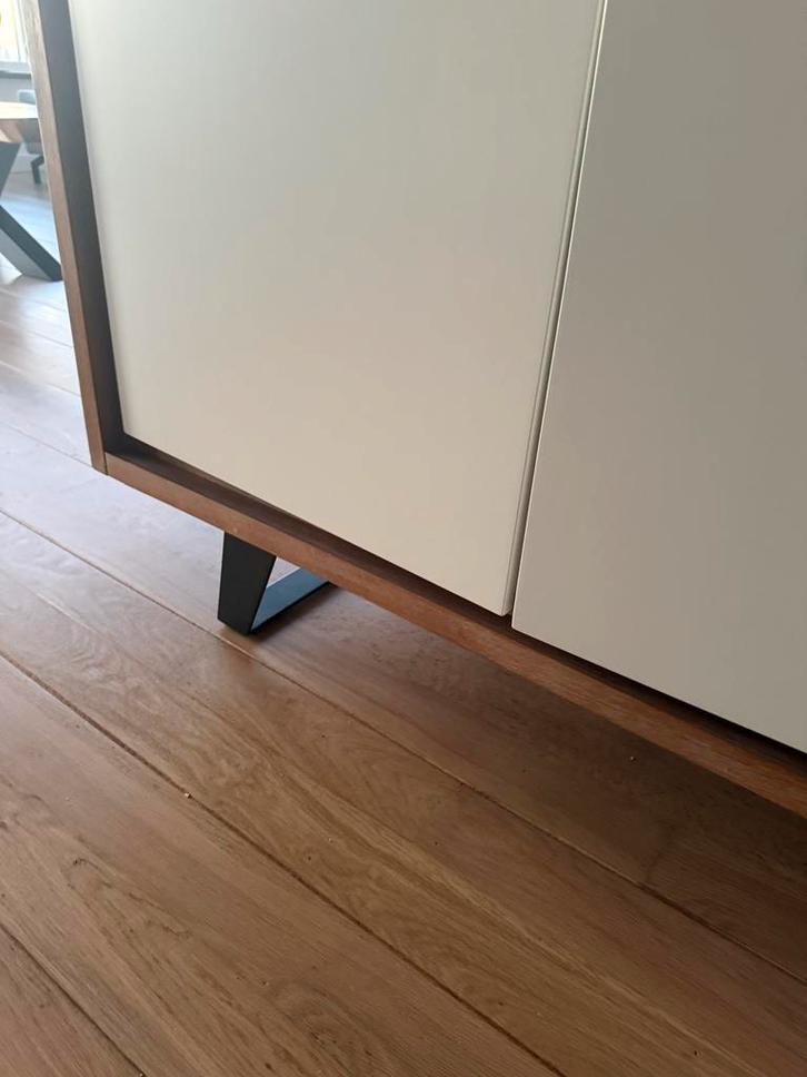 Design Dressoir - Henders & Hazel, Huis en Inrichting, Kasten | Dressoirs, Gebruikt, 150 tot 200 cm, 25 tot 50 cm, Met lade(s)