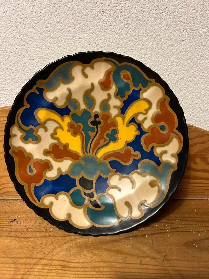 Gouds plateel schaal wandbord, Antiek en Kunst, Antiek | Keramiek en Aardewerk, Ophalen of Verzenden