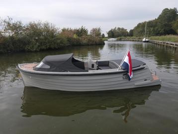 4-Family 690 Tender + 60pk Honda 2024 beschikbaar voor biedingen