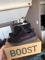 Yeezy boost 350 v2 zwart, Kleding | Heren, Schoenen, Addidas, Ophalen of Verzenden, Zo goed als nieuw, Sportschoenen