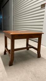 Bijzet tafeltje, Ophalen