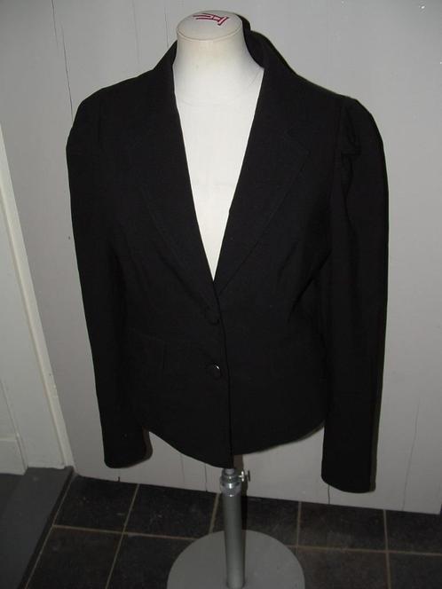 Zwarte nette Blazer - jasje Vila Aboso maat S, nieuwstaat, Kleding | Dames, Jasjes, Kostuums en Pakken, Zo goed als nieuw, Jasje