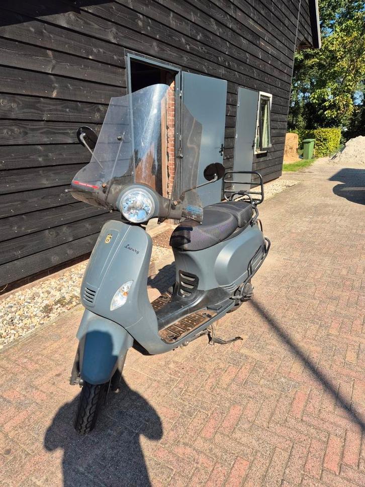 Btc riva luxury 50, Fietsen en Brommers, Scooters | Overige merken, Benzine, Ophalen